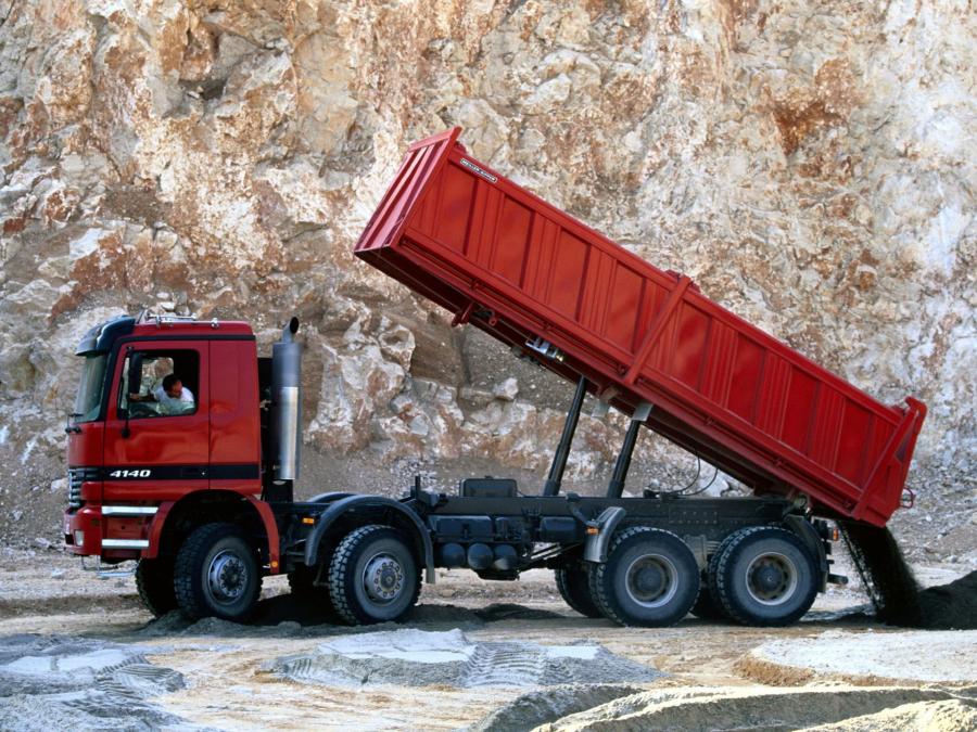  Mercedes-Benz Actros 4140 1997 года  (фото 5 из 16)